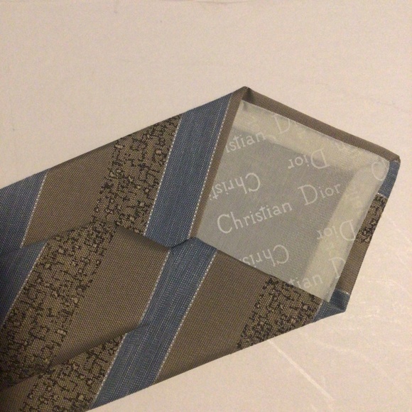Vintage Christian Dior Tie - Picture 9 of 9